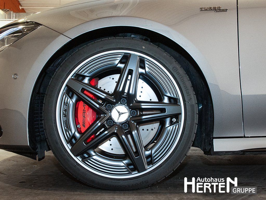 Mercedes-Benz CLA 35 AMG Shooting Brake 2024