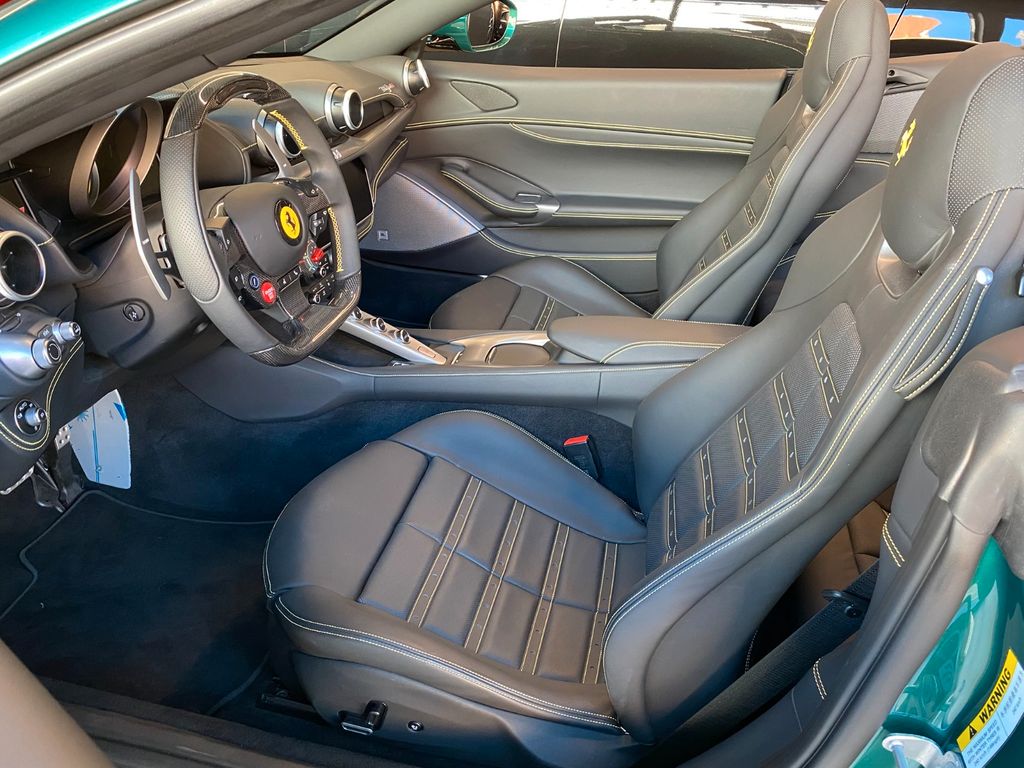 Ferrari Portofino 2024