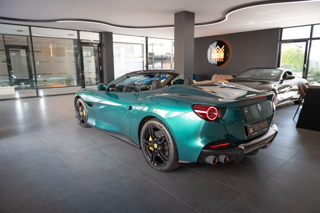 Ferrari Portofino 2024