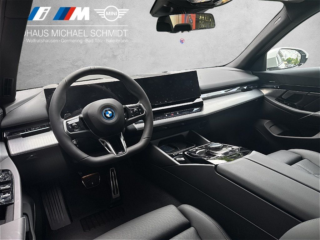 BMW i5 2025
