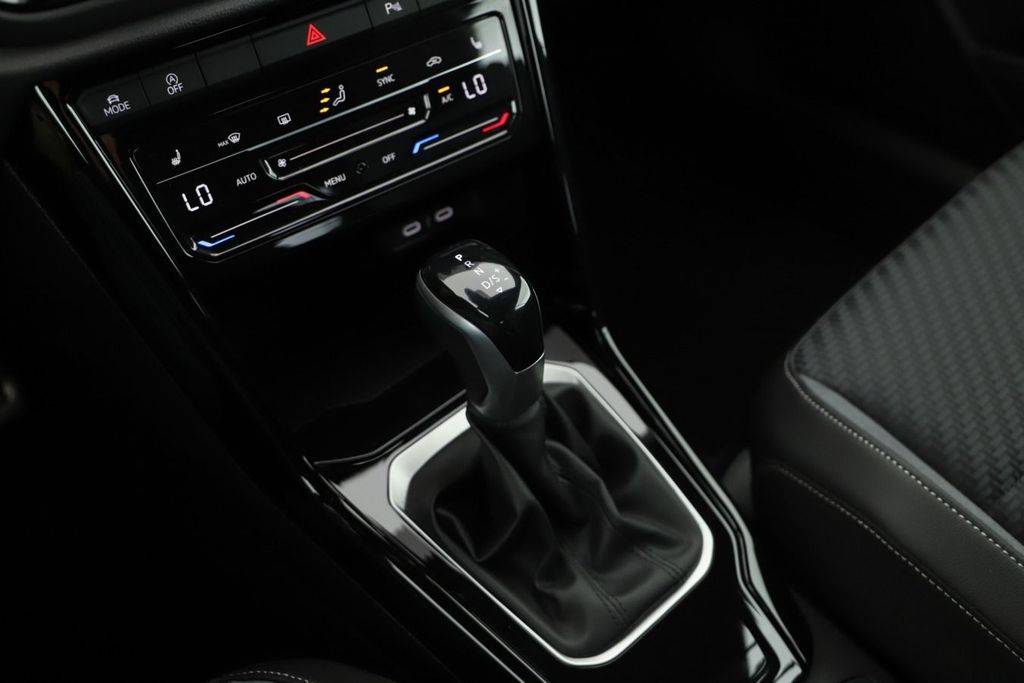 Volkswagen T-Roc 2024