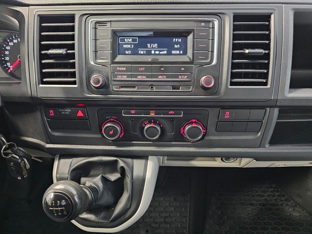 Volkswagen T6 Transporter 2019