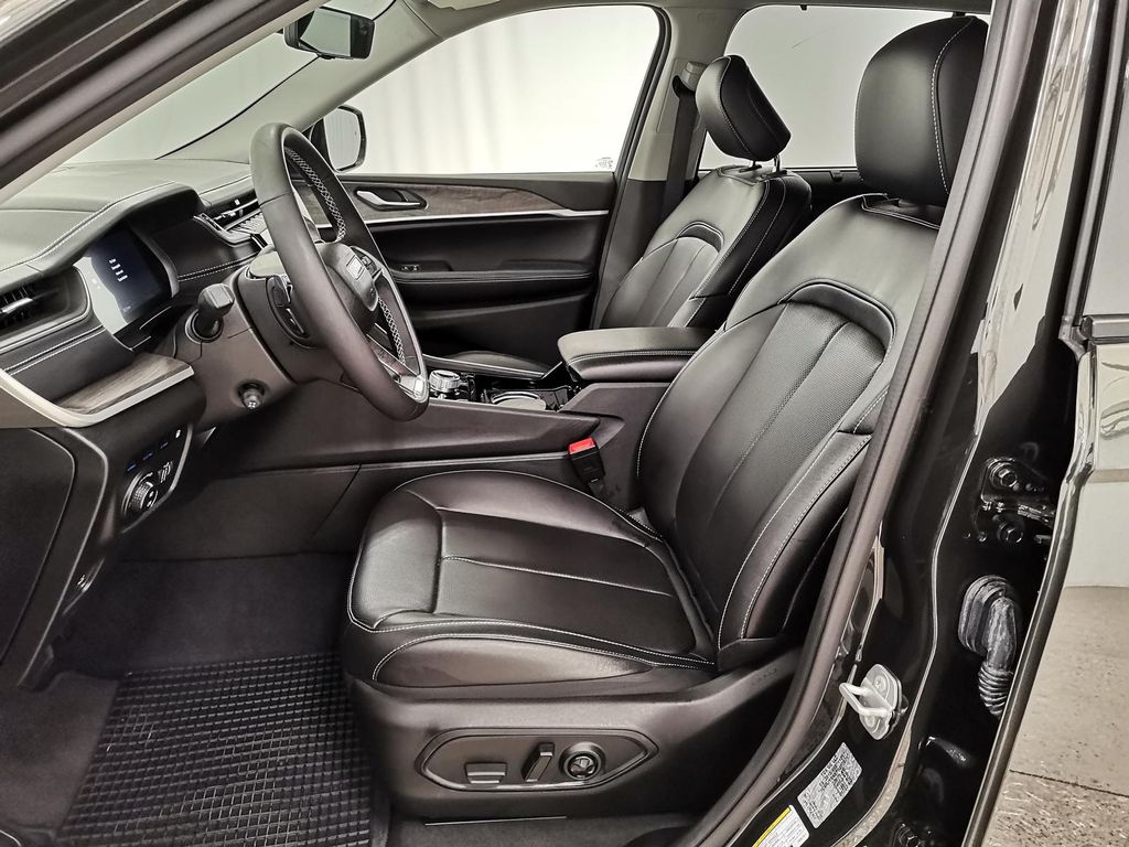 Jeep Grand Cherokee 2023