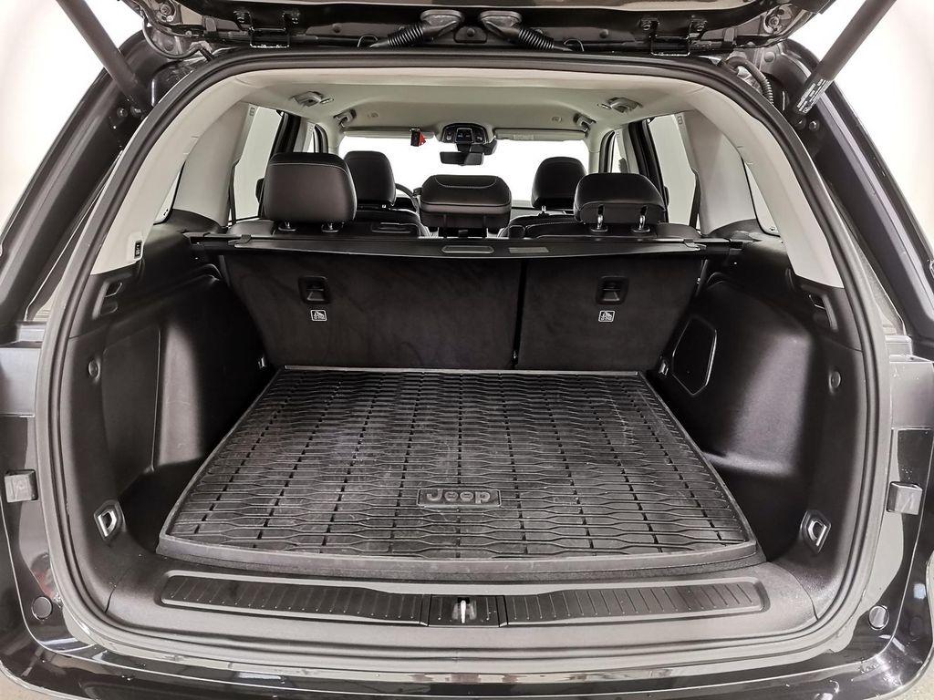 Jeep Grand Cherokee 2023