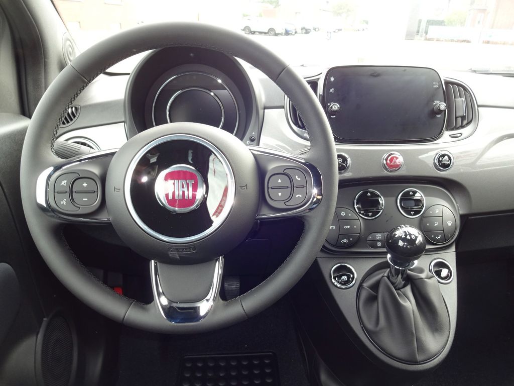 Fiat 500 2024