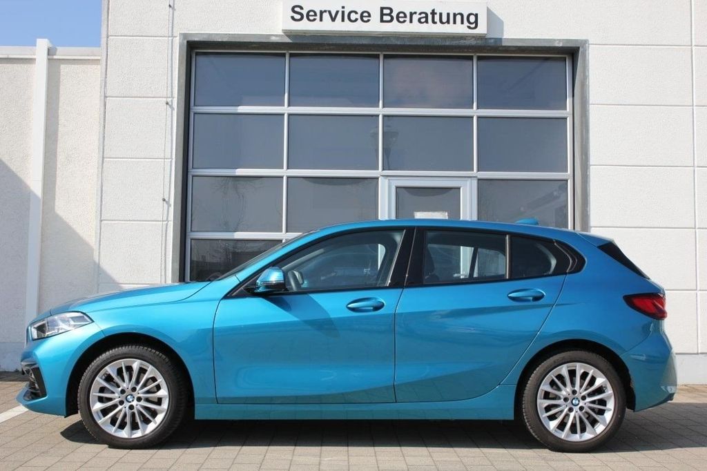 BMW 118 2024