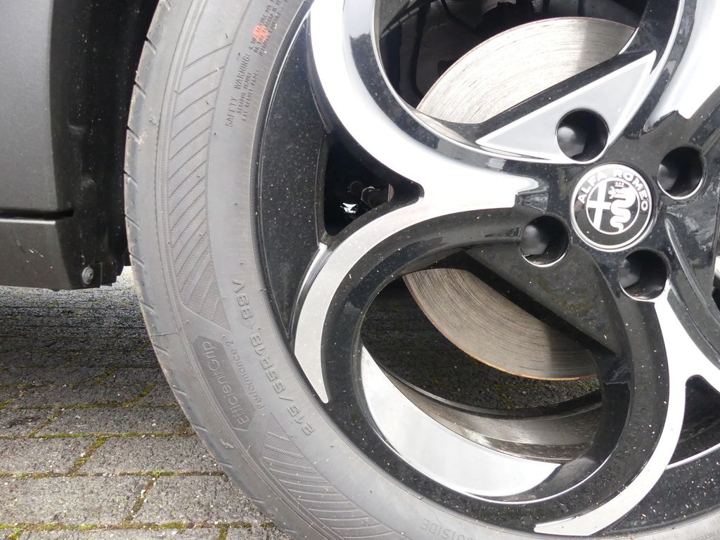 Alfa Romeo Junior 2025