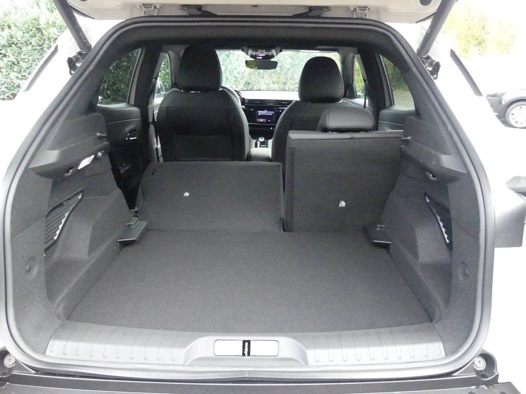 Alfa Romeo Junior 2025