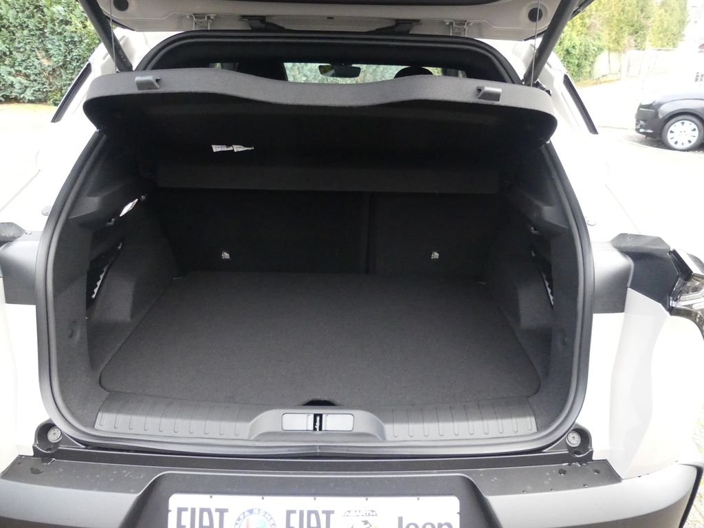 Alfa Romeo Junior 2025