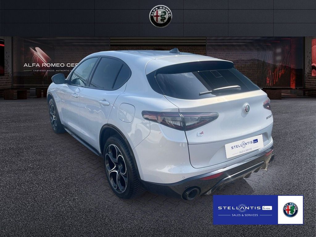 Alfa Romeo Stelvio 2024