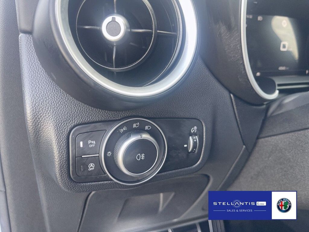Alfa Romeo Stelvio 2024