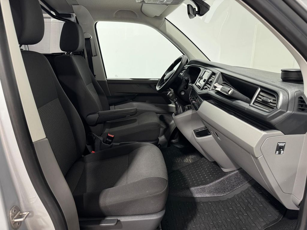 Volkswagen T6 Transporter 2021