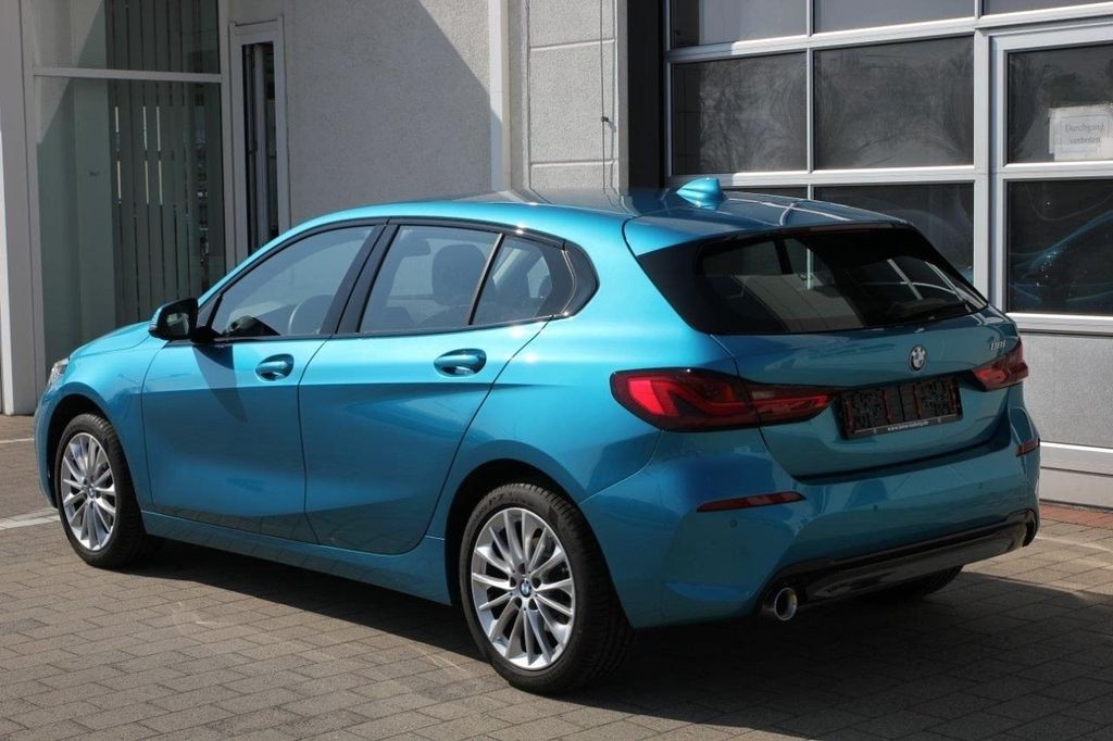 BMW 118 2024