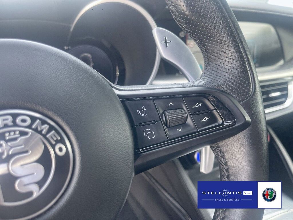 Alfa Romeo Stelvio 2024