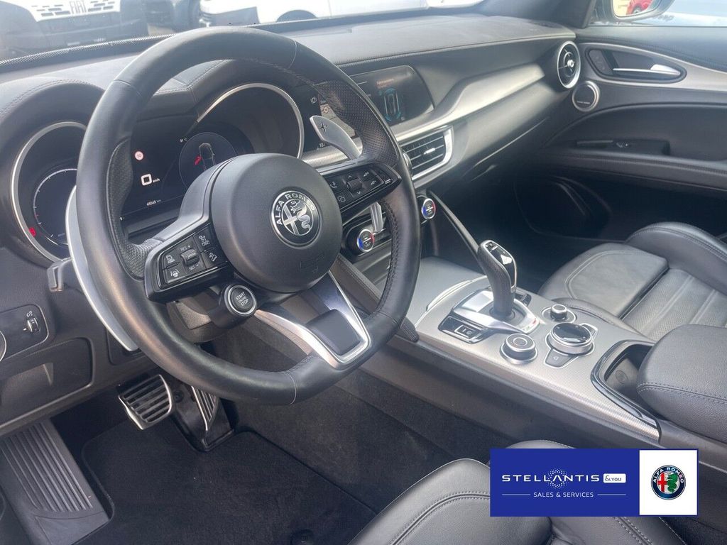 Alfa Romeo Stelvio 2024