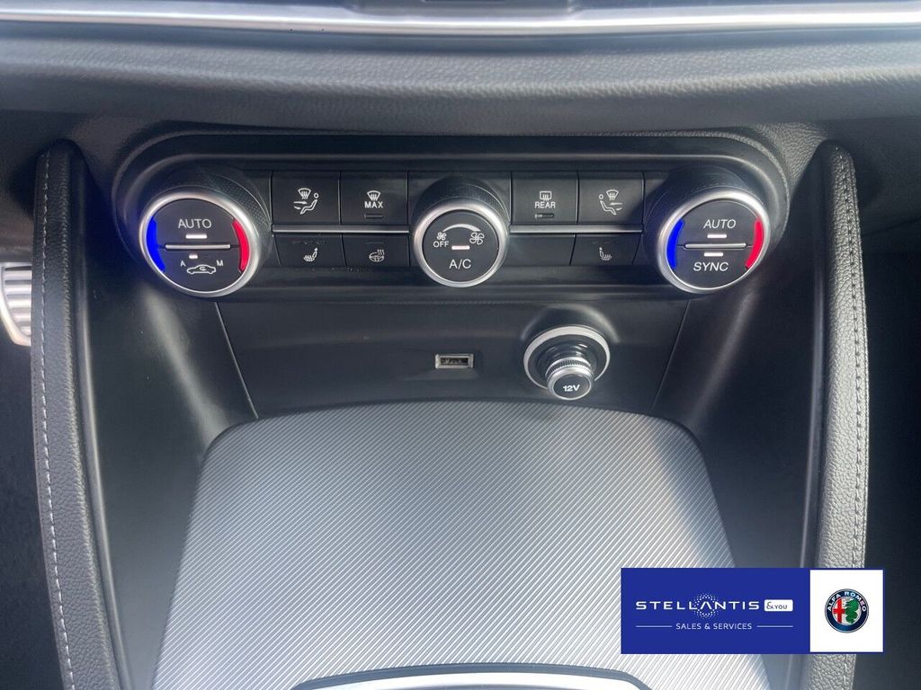 Alfa Romeo Stelvio 2024