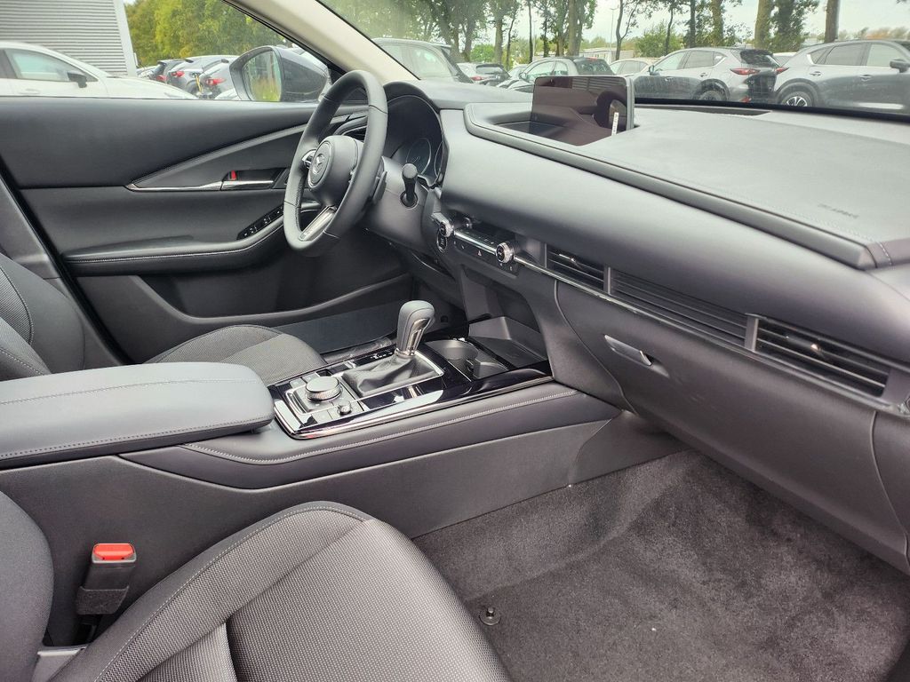 Mazda CX-30 2025