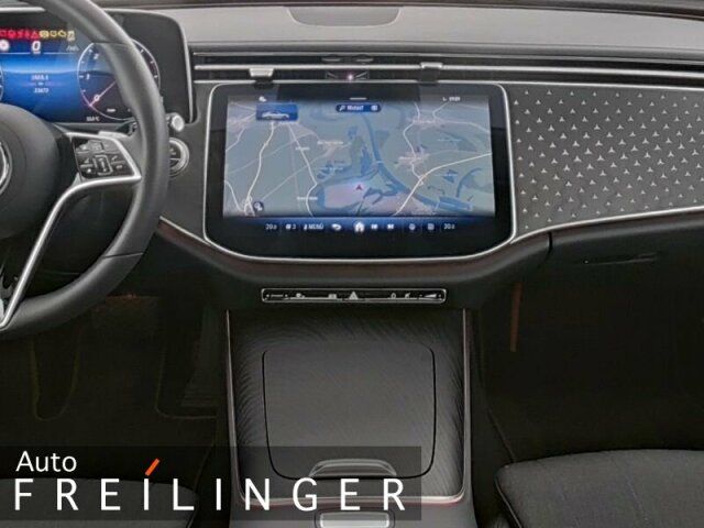 Mercedes-Benz E 220 2024