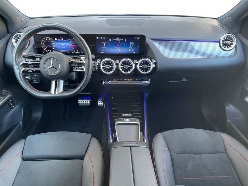 Mercedes-Benz B 180 2024