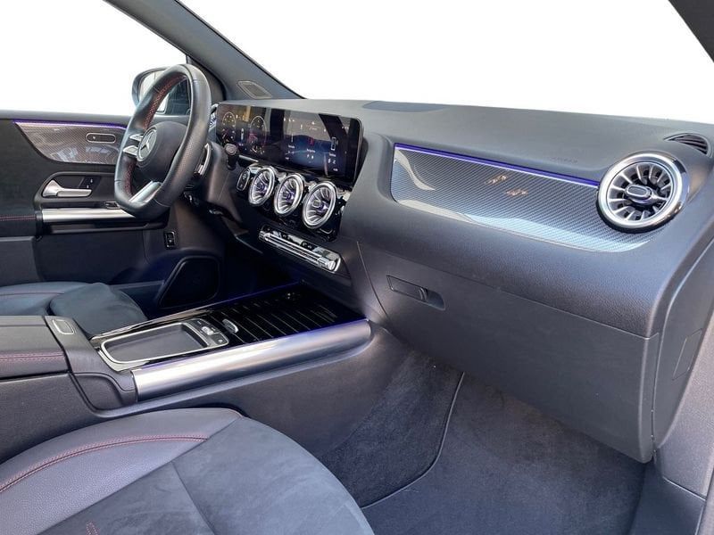 Mercedes-Benz B 180 2024