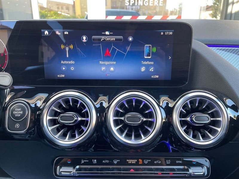 Mercedes-Benz B 180 2024