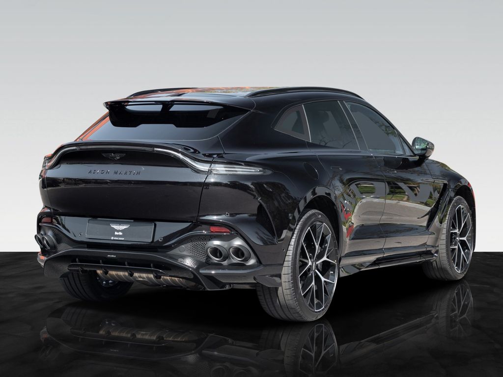 Aston Martin DBX 2024