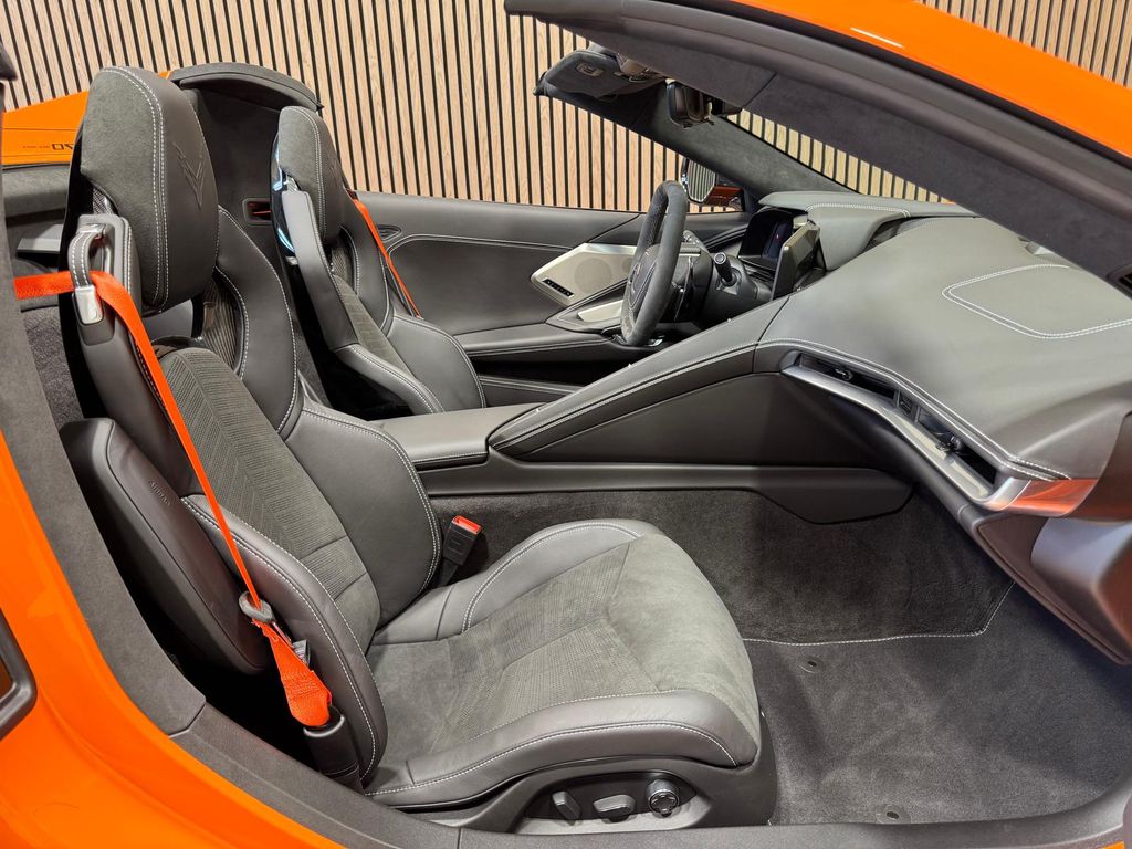 Corvette C8 2024