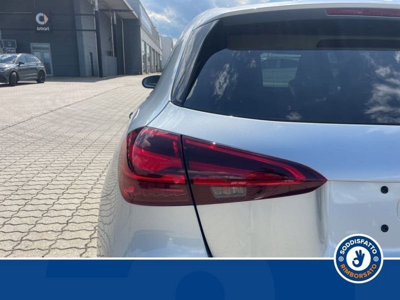 Mercedes-Benz A 180 2025