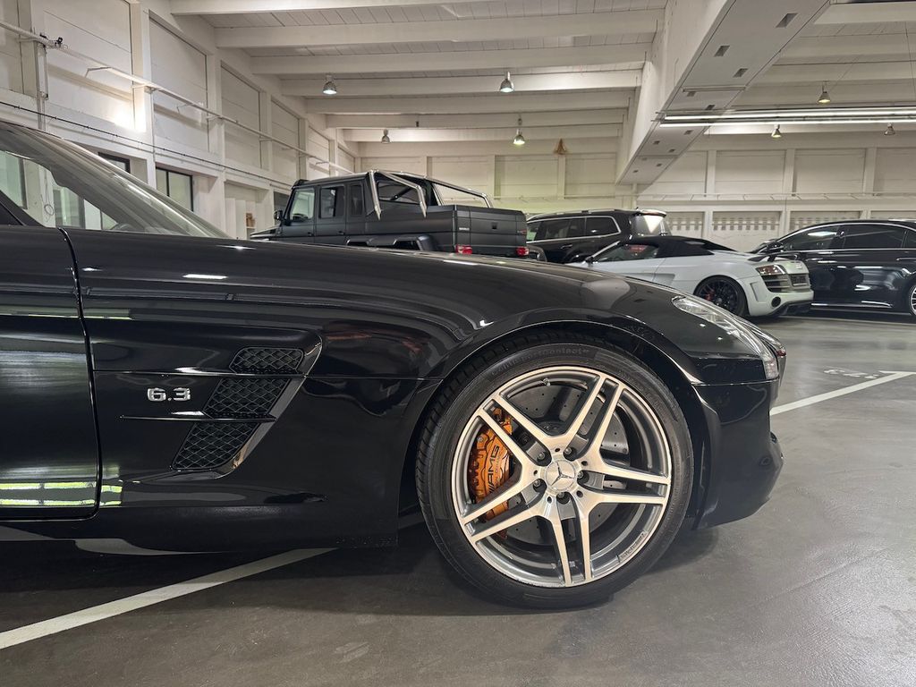 Mercedes-Benz SLS AMG 2011