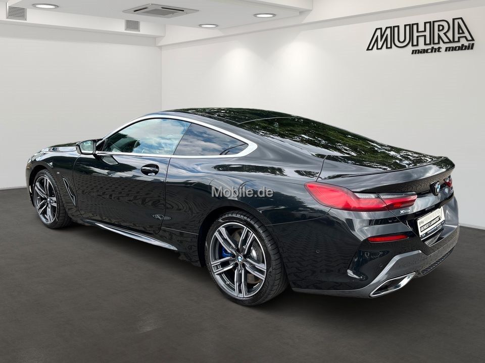 BMW M850 2024
