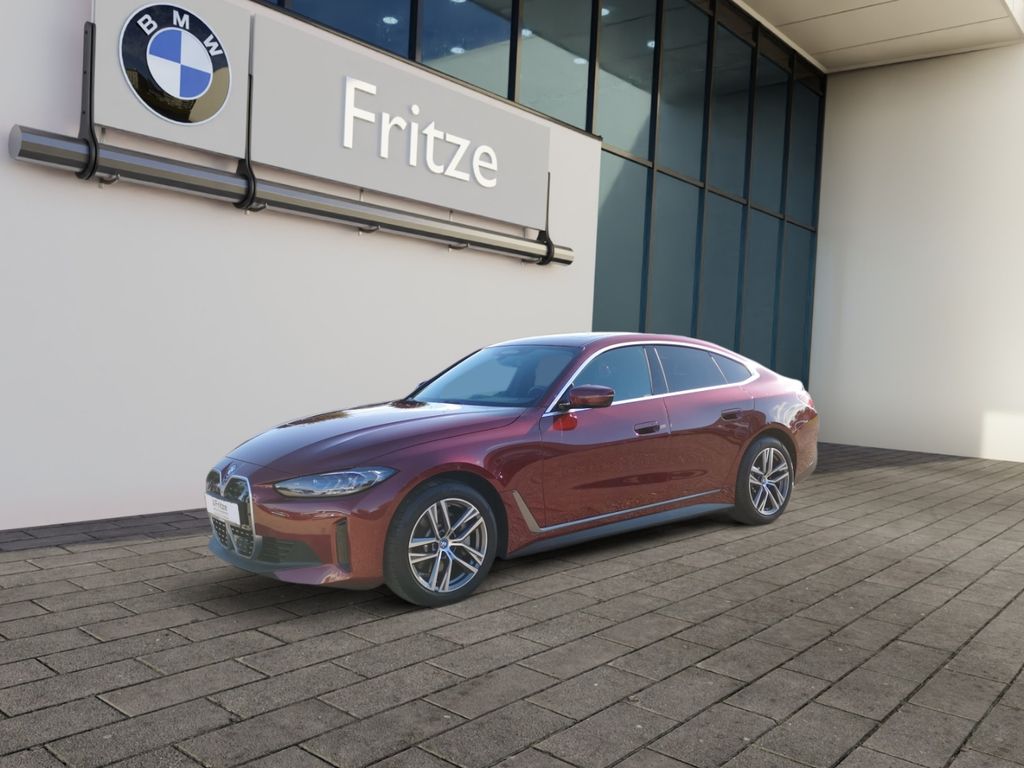 BMW i4 2023