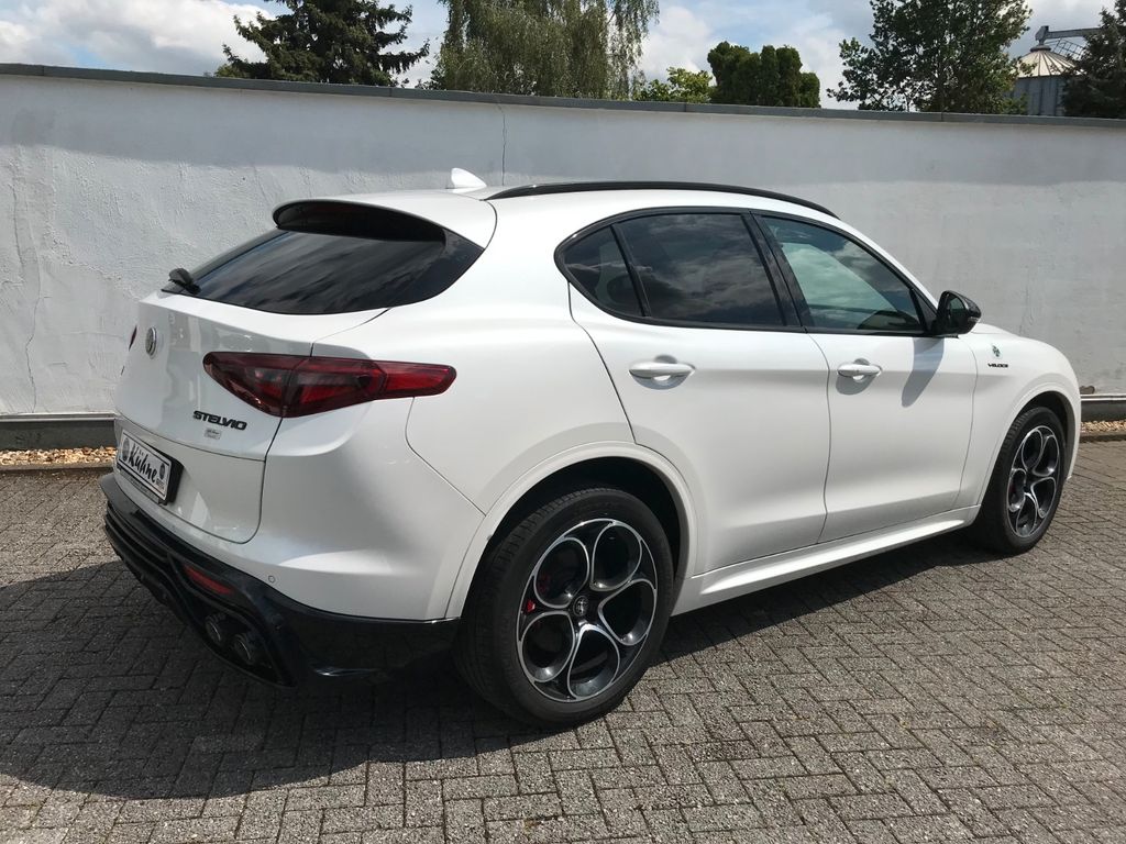 Alfa Romeo Stelvio 2021