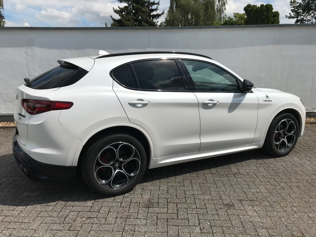 Alfa Romeo Stelvio 2021