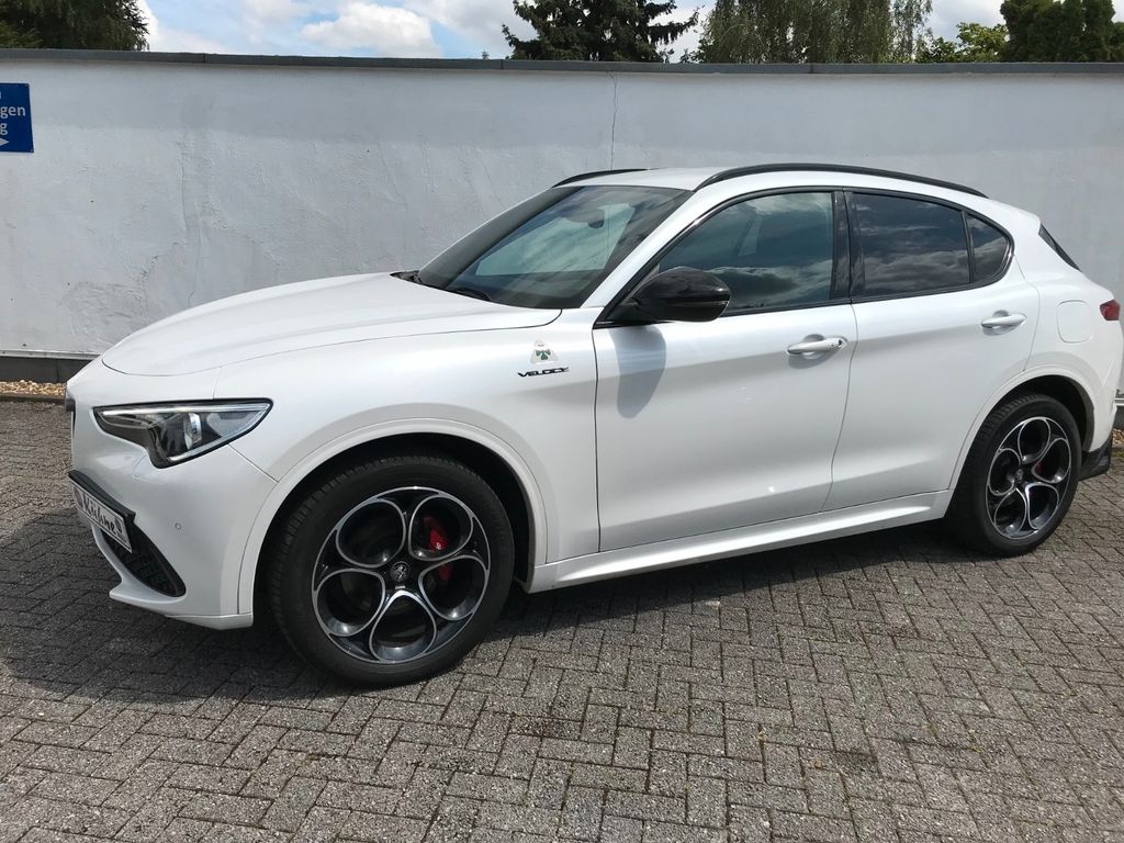 Alfa Romeo Stelvio 2021