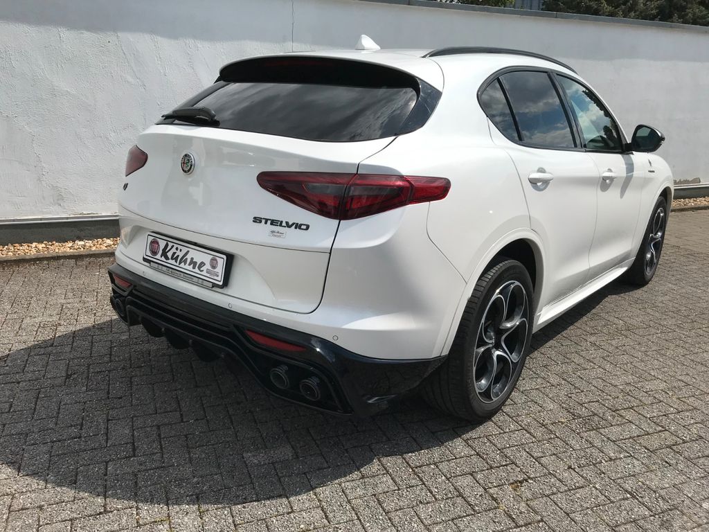 Alfa Romeo Stelvio 2021