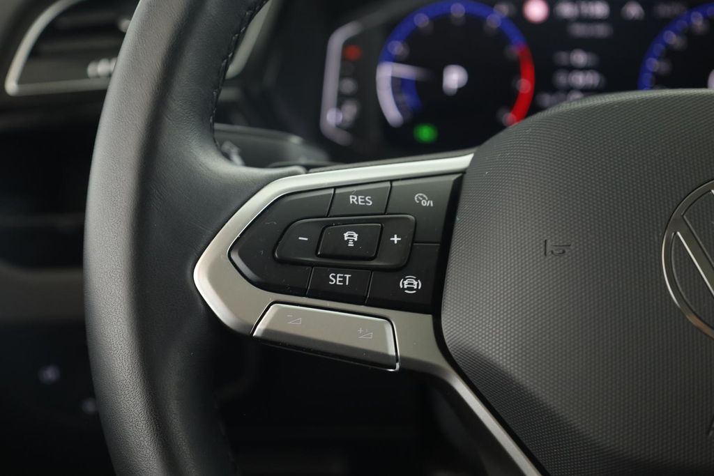 Volkswagen Touran 2025