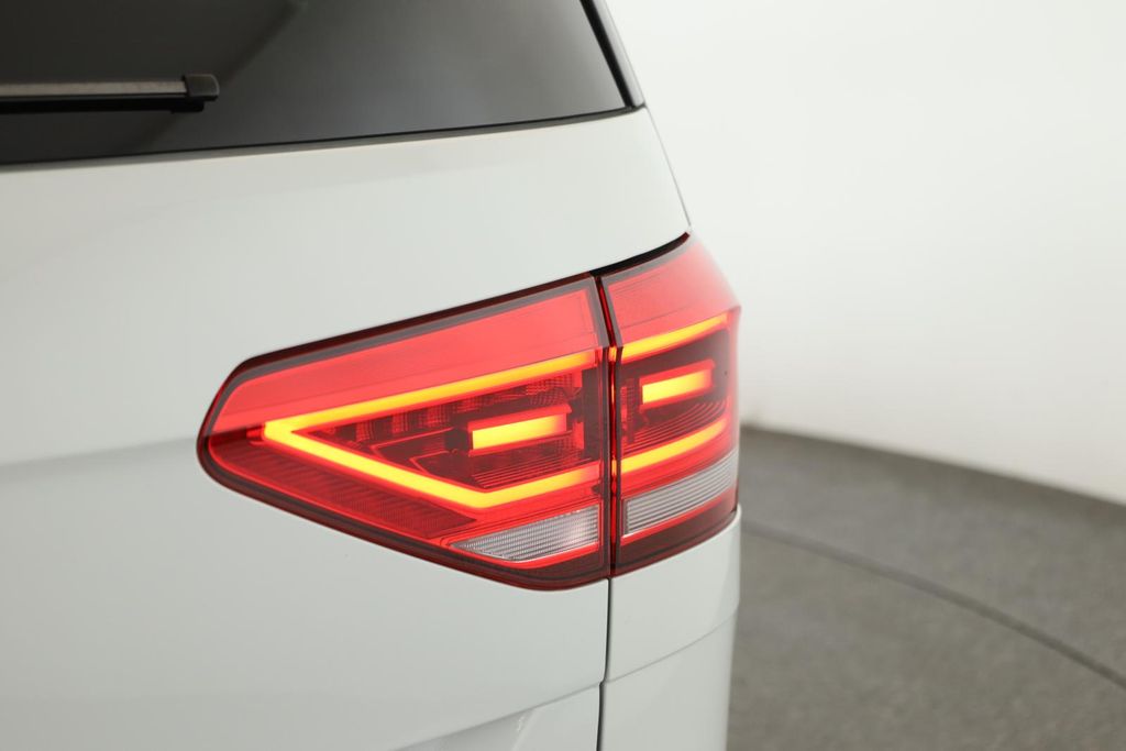 Volkswagen Touran 2025