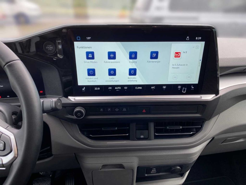 Volkswagen T7 Caravelle