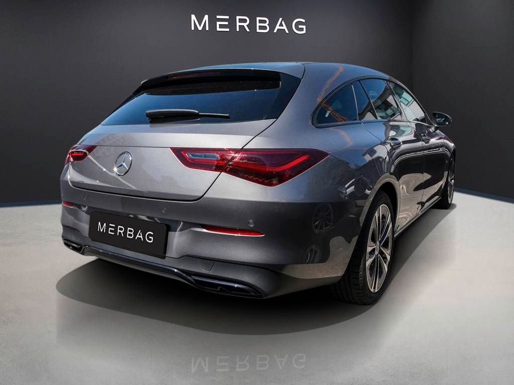 Mercedes-Benz CLA 180 2024