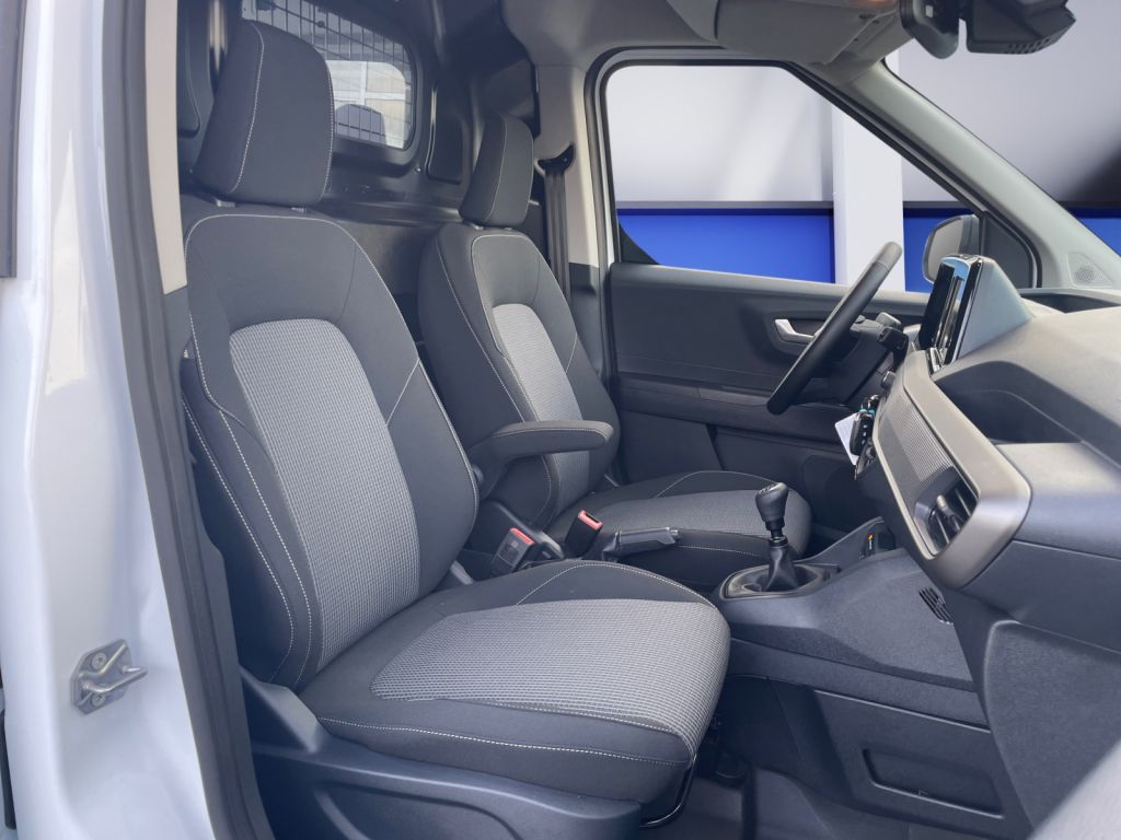 Ford Transit Courier 2025