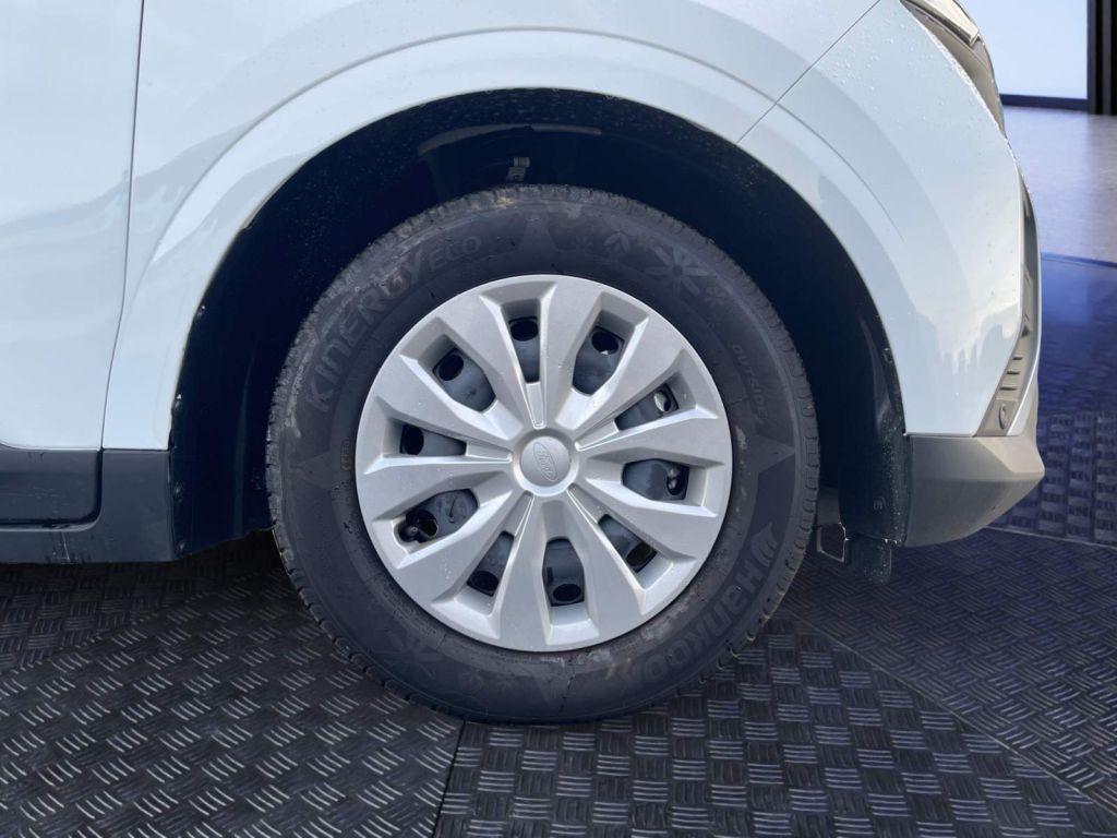 Ford Transit Courier 2025