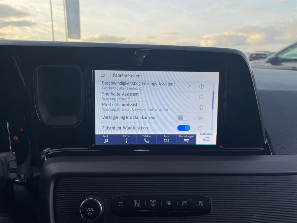 Ford Transit Courier 2025