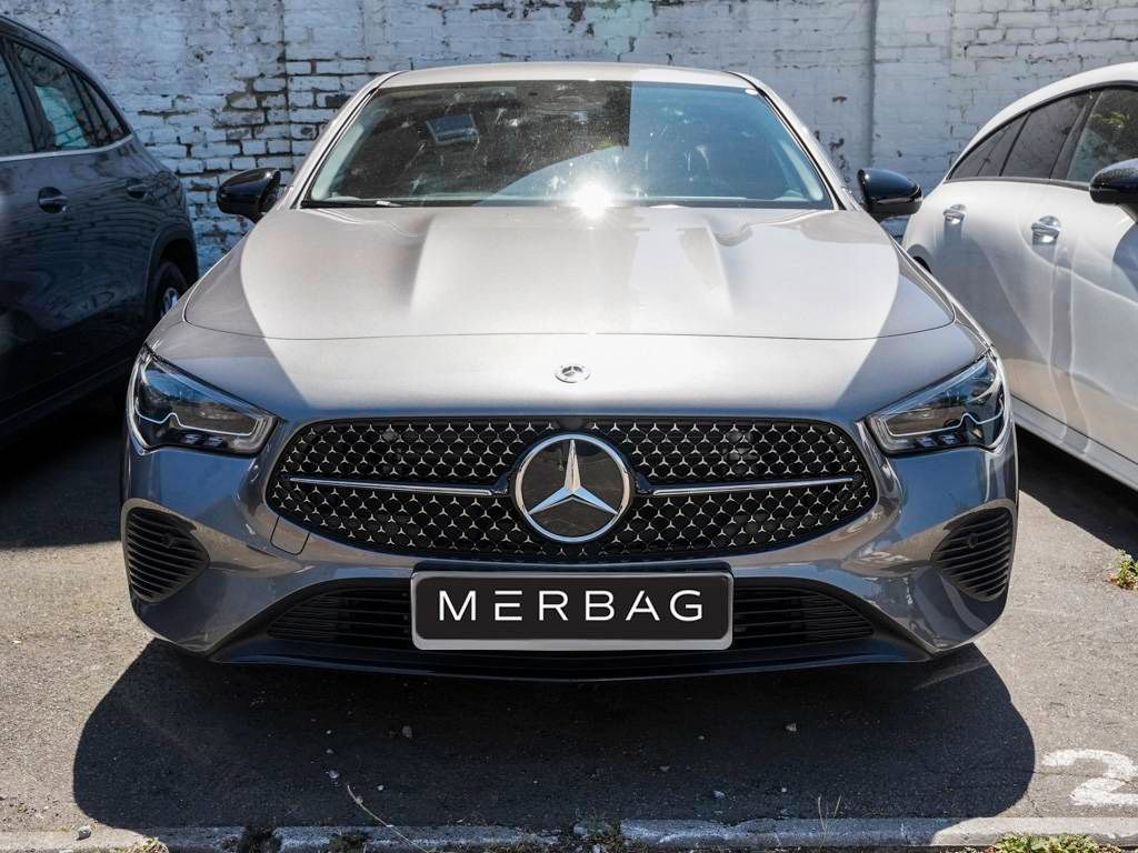 Mercedes-Benz CLA 180 2024