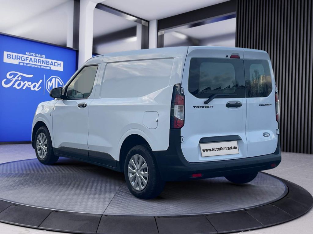 Ford Transit Courier 2025