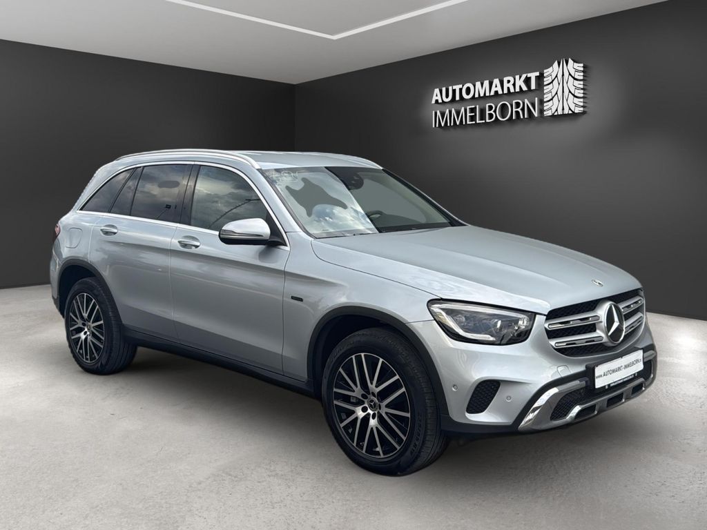 Mercedes-Benz GLC 300 2021
