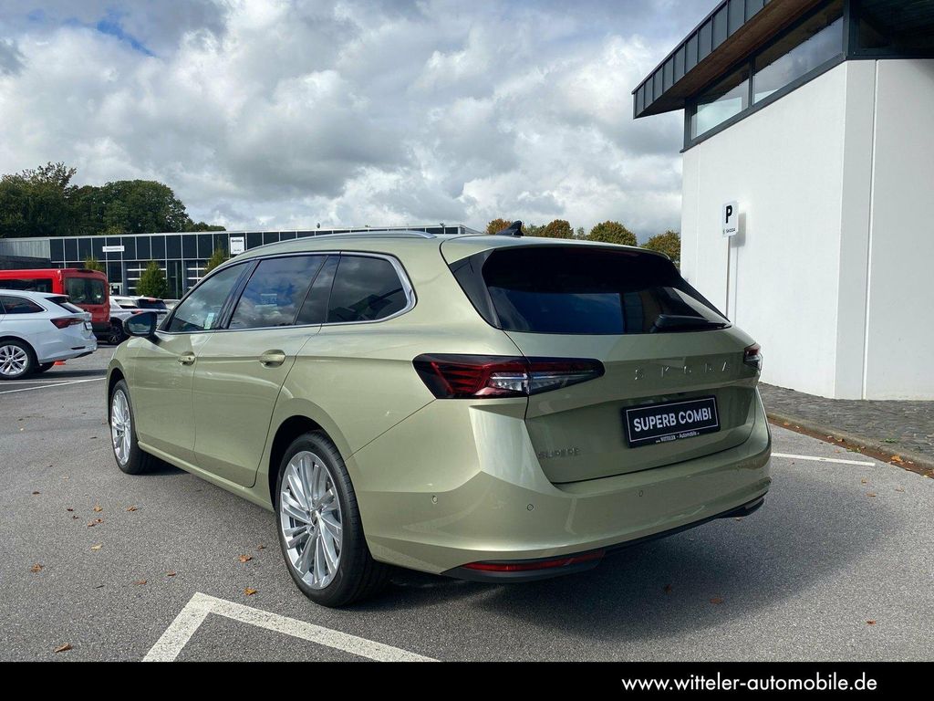 Skoda Superb 2025