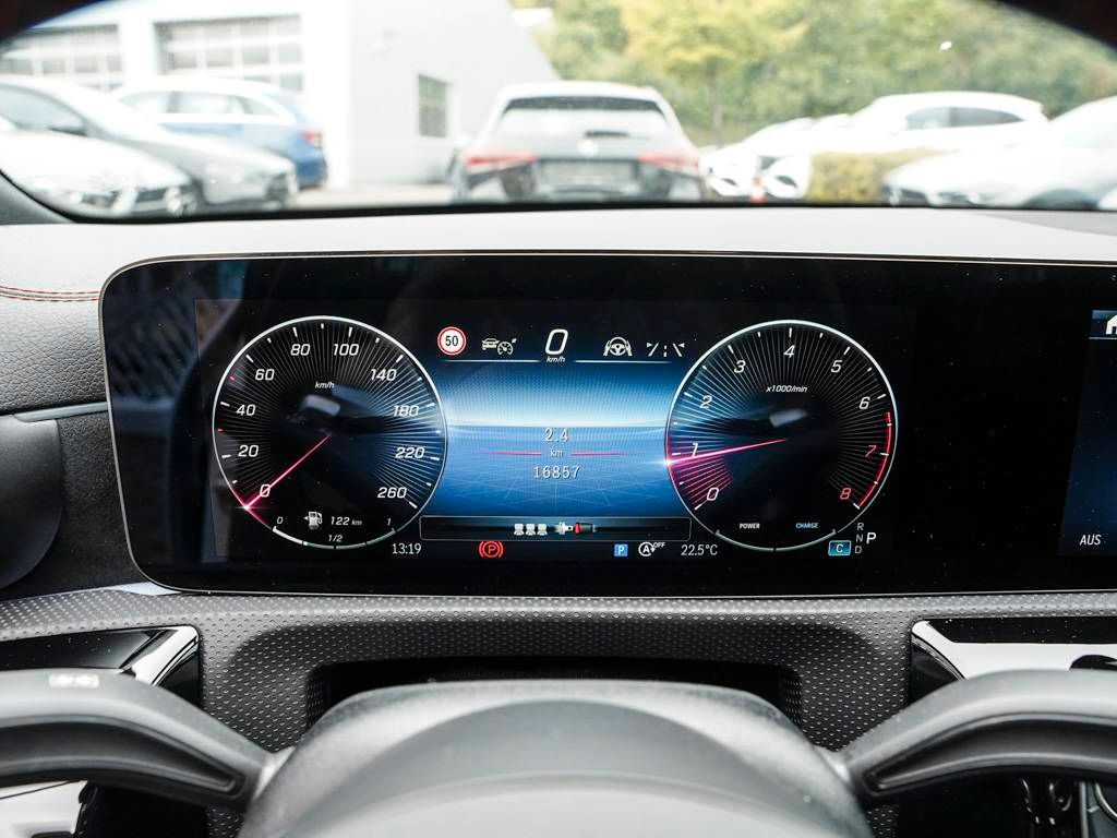 Mercedes-Benz CLA 200 2024