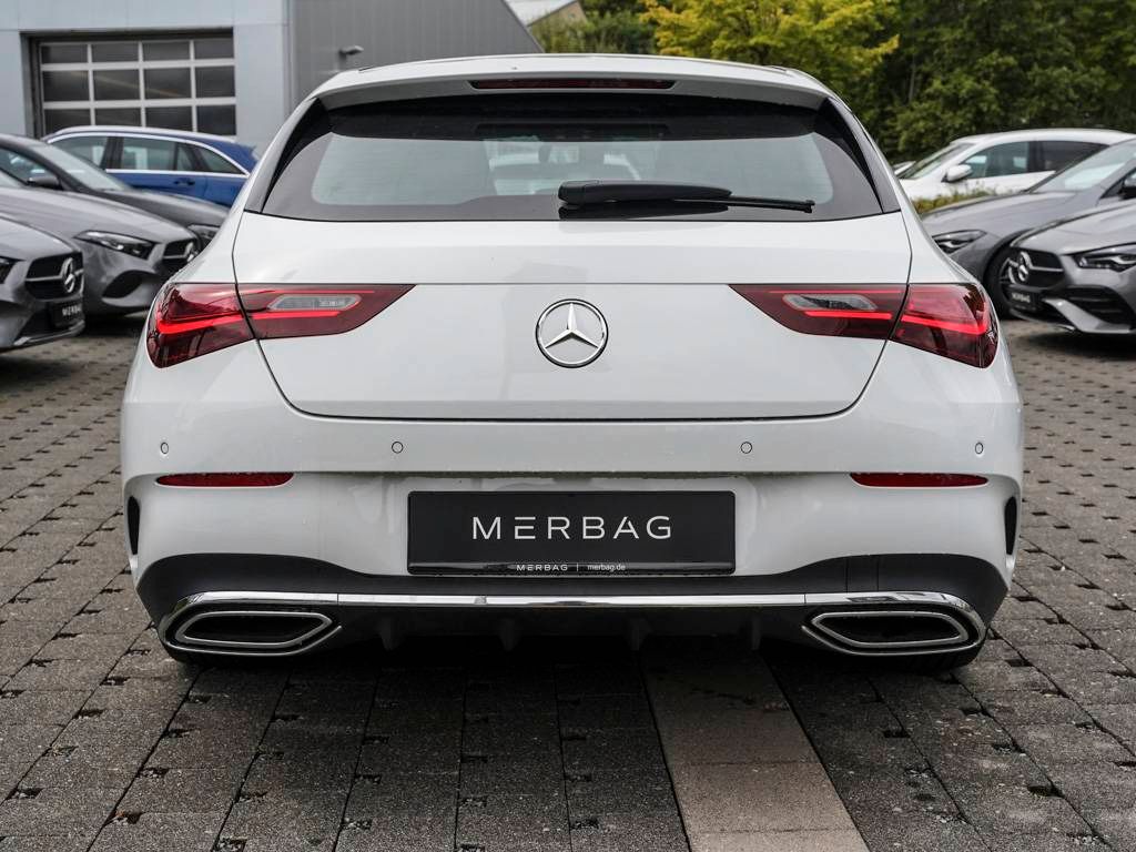 Mercedes-Benz CLA 200 2024