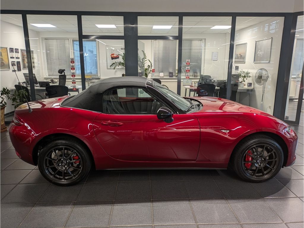 Mazda MX-5 2025