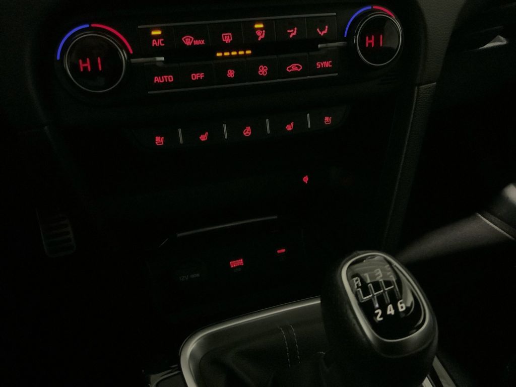 Kia pro cee'd / ProCeed 2024